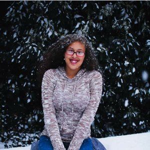 Meet your Posher, Leah